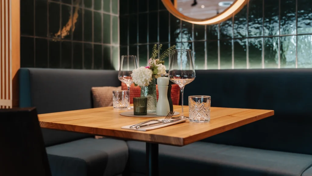 Restaurant uferkuchl header g2